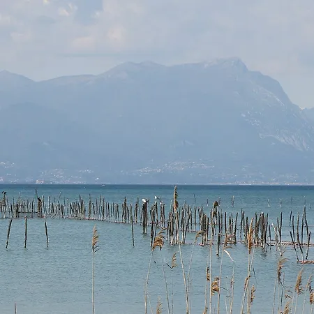Aurora Apartment Sirmione