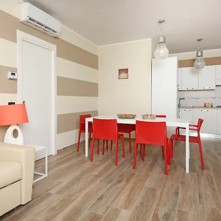 Aurora Apartment Sirmione